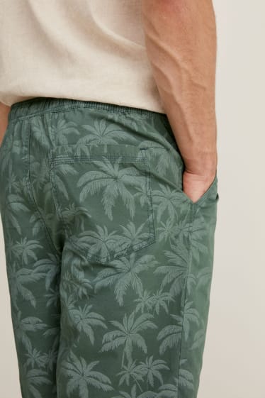 Men - Shorts - dark green