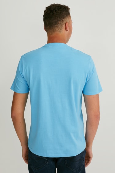 Mężczyźni - T-shirt - niebieski