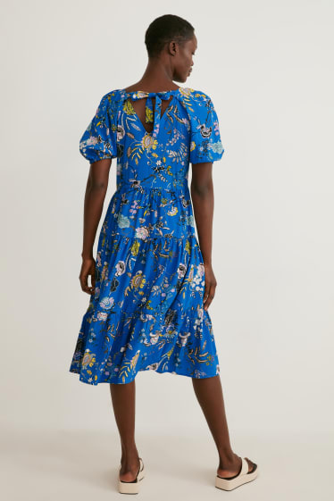 Femmes - Robe évasée - à fleurs - bleu