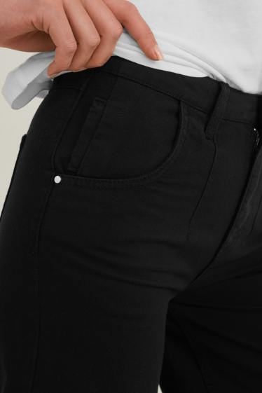 Femmes - Shorts - mid waist - noir