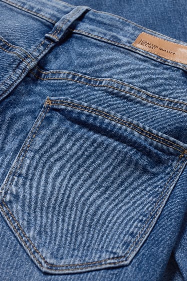 Kinderen - Skinny jeans - waterbesparend geproduceerd - jeansblauw
