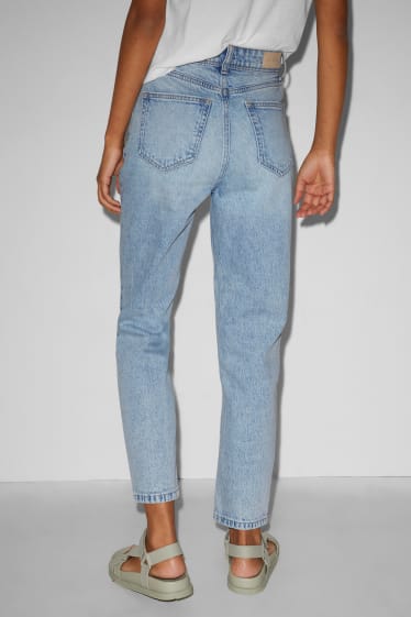 Teens & Twens - CLOCKHOUSE - Mom Jeans - High Waist - helljeansblau