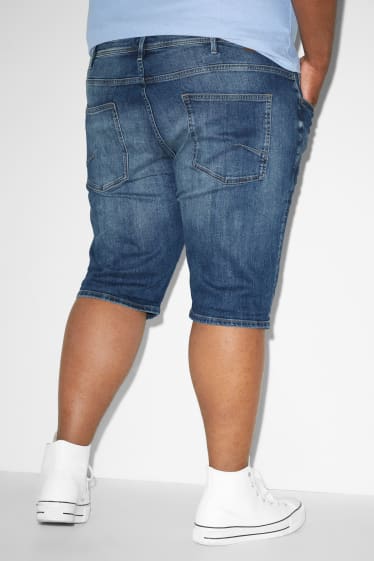 Men - CLOCKHOUSE - denim bermuda shorts - LYCRA® - blue denim