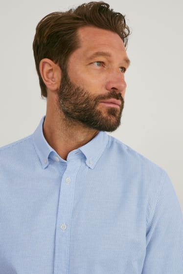 Hommes - Chemise Oxford - coupe droite - col button-down - à rayures - bleu clair