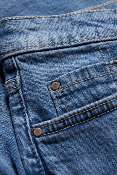 Femei - Pantaloni scurți de blugi - talie medie - denim-albastru deschis