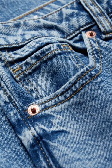 Femmes - CLOCKHOUSE - jean à jambe évasée - low waist - jean bleu