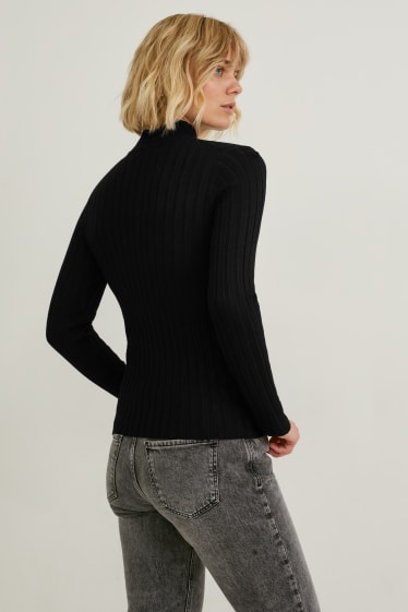 Women - Fine knit jumper - black