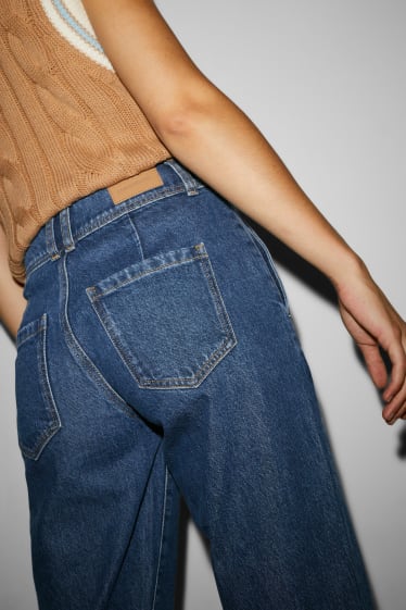Nastolatki - CLOCKHOUSE - relaxed jeans - wysoki stan - dżins-niebieski