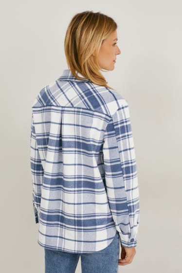 Women - Flannel shacket - check - blue / white