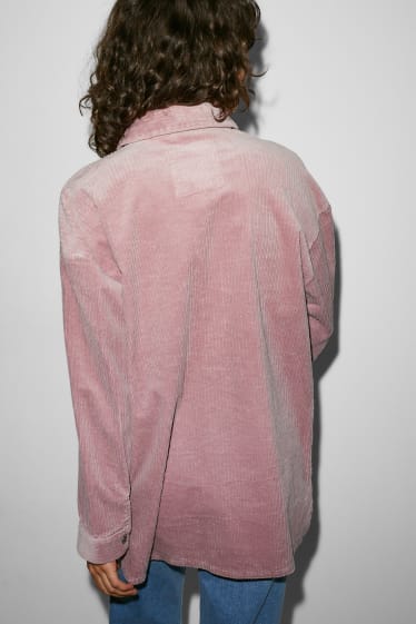 Ados & jeunes adultes - CLOCKHOUSE - veste-chemise en velours côtelé - rose tendre