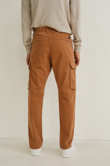 Men - Cargo trousers - tapered fit - havanna