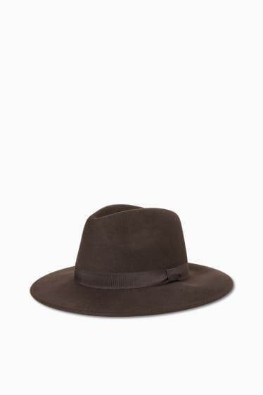 Women - Wool hat - brown