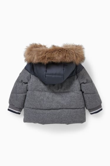 Miminka - Prošívaná bunda s kapucí a límcem z umělé kožešiny pro miminka - světle šedá-žíhaná