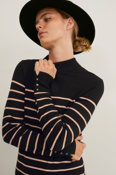 Femei - Rochie din tricot - cu dungi - negru