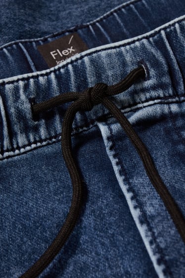 Hommes - Tapered jean - Flex jog denim - production économe en eau - jean bleu foncé