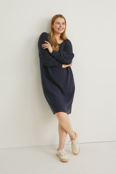 Women - Knitted dress - dark blue