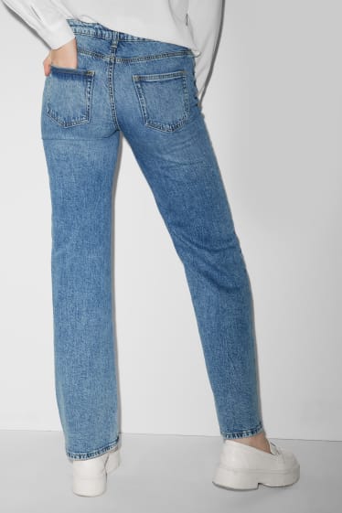 Femmes - CLOCKHOUSE - jean à jambe évasée - low waist - jean bleu