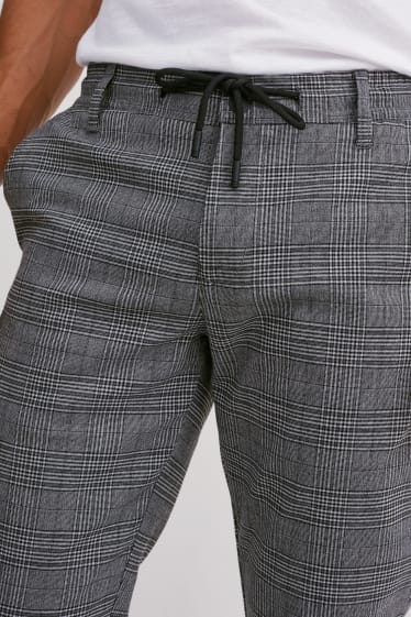 Heren - Pantalon - tapered fit - geruit - donkergrijs / lichtgrijs