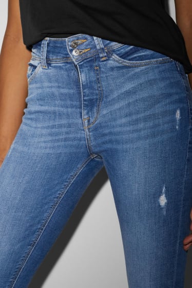 Donna - CLOCKHOUSE - skinny jeans - vita media - effetto push-up - jeans blu