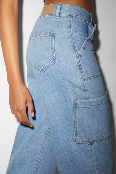 Dámské - CLOCKHOUSE - straight cargo jeans - low waist - džíny - světle modré