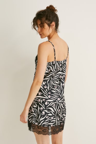 Women - Nightdress - patterned - black / white