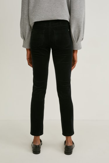 Women - Corduroy trousers - mid-rise waist - slim fit - LYCRA® - black