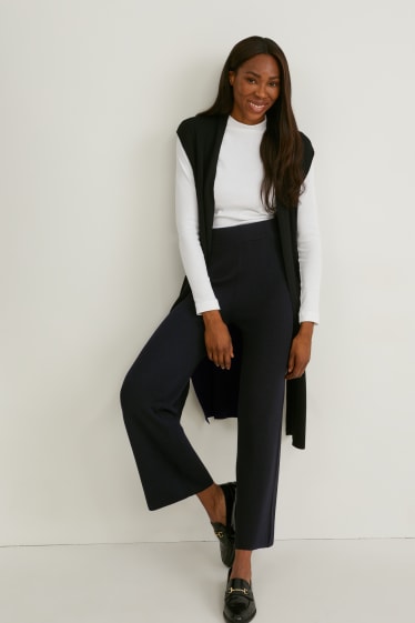 Women - Knitted trousers - comfort fit - black