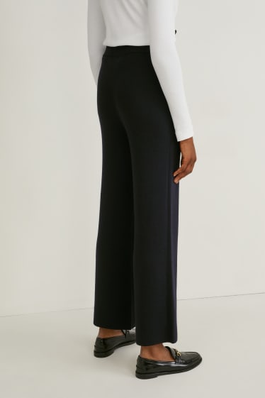 Women - Knitted trousers - comfort fit - black