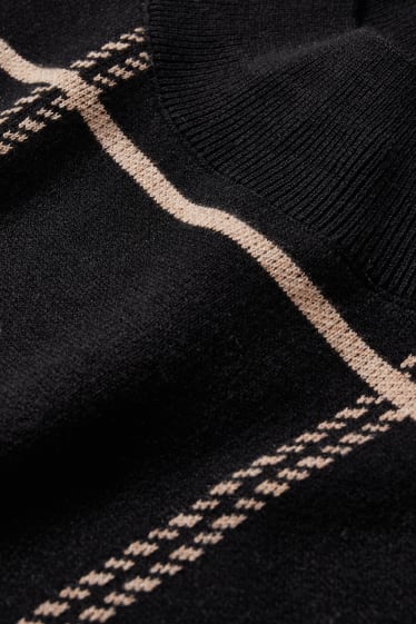 Femei - Rochie din tricot - în carouri - negru