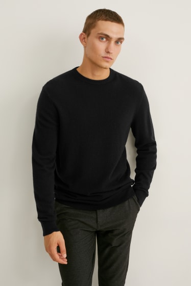 Men - Cashmere jumper - black