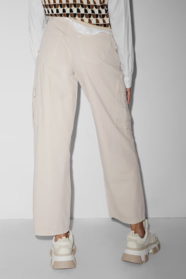 Ados & jeunes adultes - CLOCKHOUSE - pantalon de toile - low-waist - coupe droite - beige