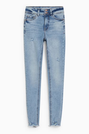 Adolescenți și tineri - CLOCKHOUSE - skinny jeans - talie medie - efect push-up - denim-albastru deschis