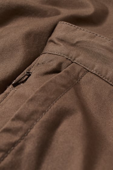 Hombre - Pantalón cargo - regular fit - LYCRA® - caqui