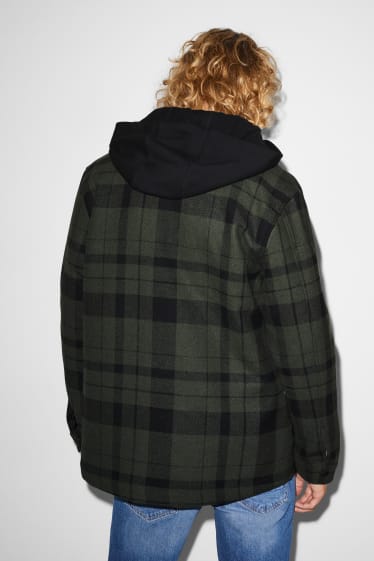 Bărbați - CLOCKHOUSE - jachetă tip cămașă cu glugă - în carouri - verde închis / negru