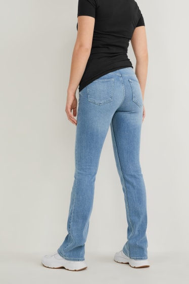 Damen - Bootcut Jeans - Mid Waist - helljeansblau