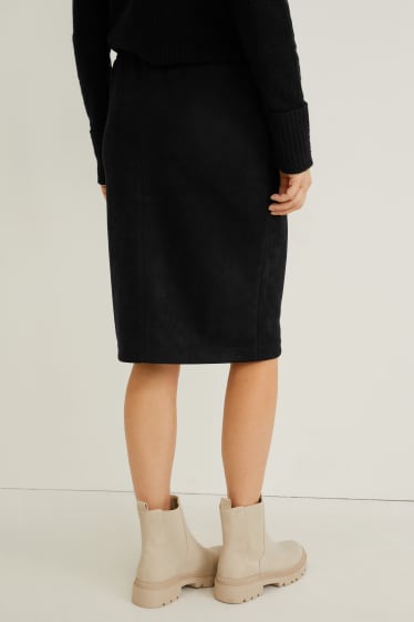 Women - Skirt - faux suede - black
