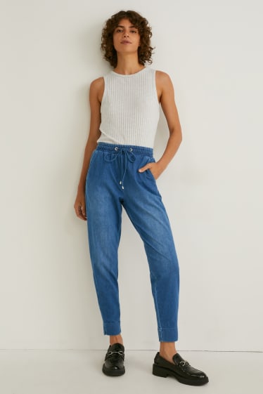 Mujer - Jeans - mid waist - tapered fit - vaqueros - azul