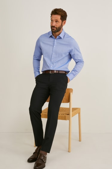 Hommes - Chemise de bureau - coupe slim - col kent - facile à repasser - bleu clair