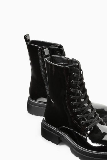 Damen - Lack-Boots - Lederimitat - schwarz