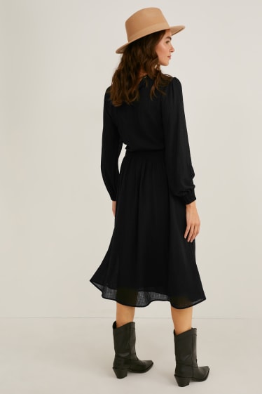 Dámské - Šaty fit & flare - černá