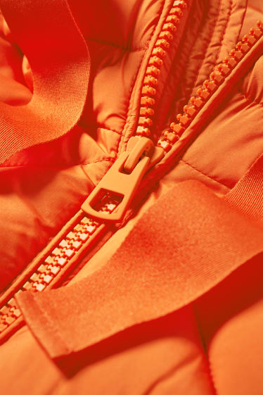Kobiety - Pikowana kurtka z kapturem - ciemnopomarańczowy