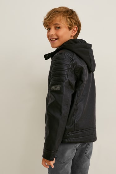 Kinder Jungen - Bikerjacke mit Kapuze - Lederimitat - schwarz