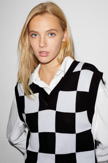 Teens & young adults - CLOCKHOUSE - slipover - check - black / white