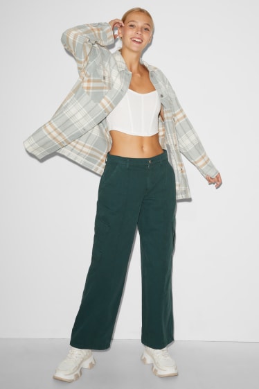 Women - CLOCKHOUSE - cargo trousers - low waist - straight fit - dark green