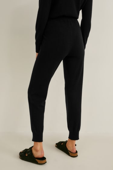 Femei - Pantaloni din cașmir - negru