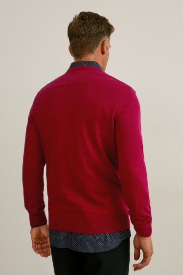 Herren - Pullover und Hemd - Regular Fit - bügelleicht - rot / dunkelblau
