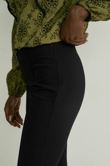 Femmes - Pantalon en toile - high waist - slim fit - matière recyclée - noir