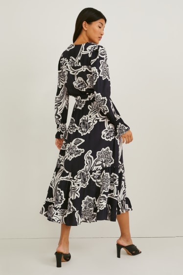 Women - Fit & flare dress - floral - black / white