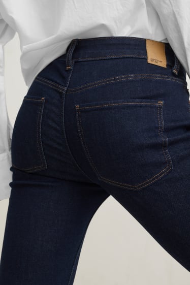 Femei - Straight jeans - talie medie - denim-albastru închis