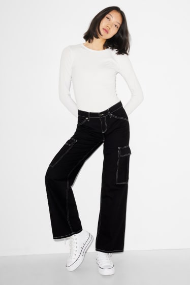 Dámské - CLOCKHOUSE - wide leg jeans - low waist - černá